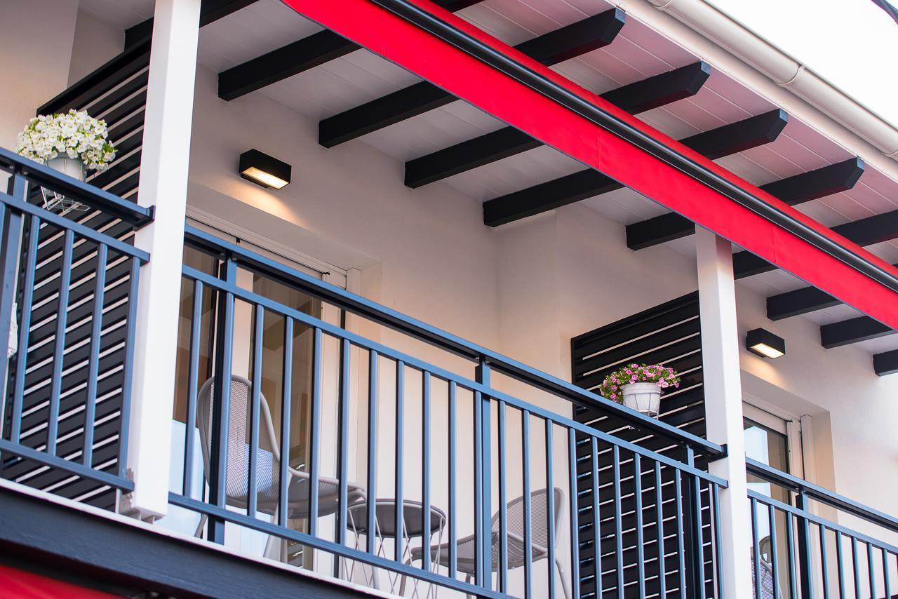 Cozy Suites بوتوس المظهر الخارجي الصورة